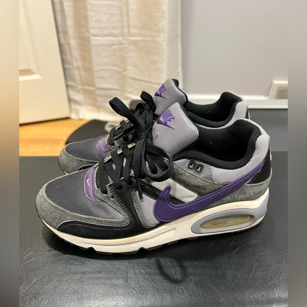 Nike Air Max Command Shoes (Women’s 7.5)